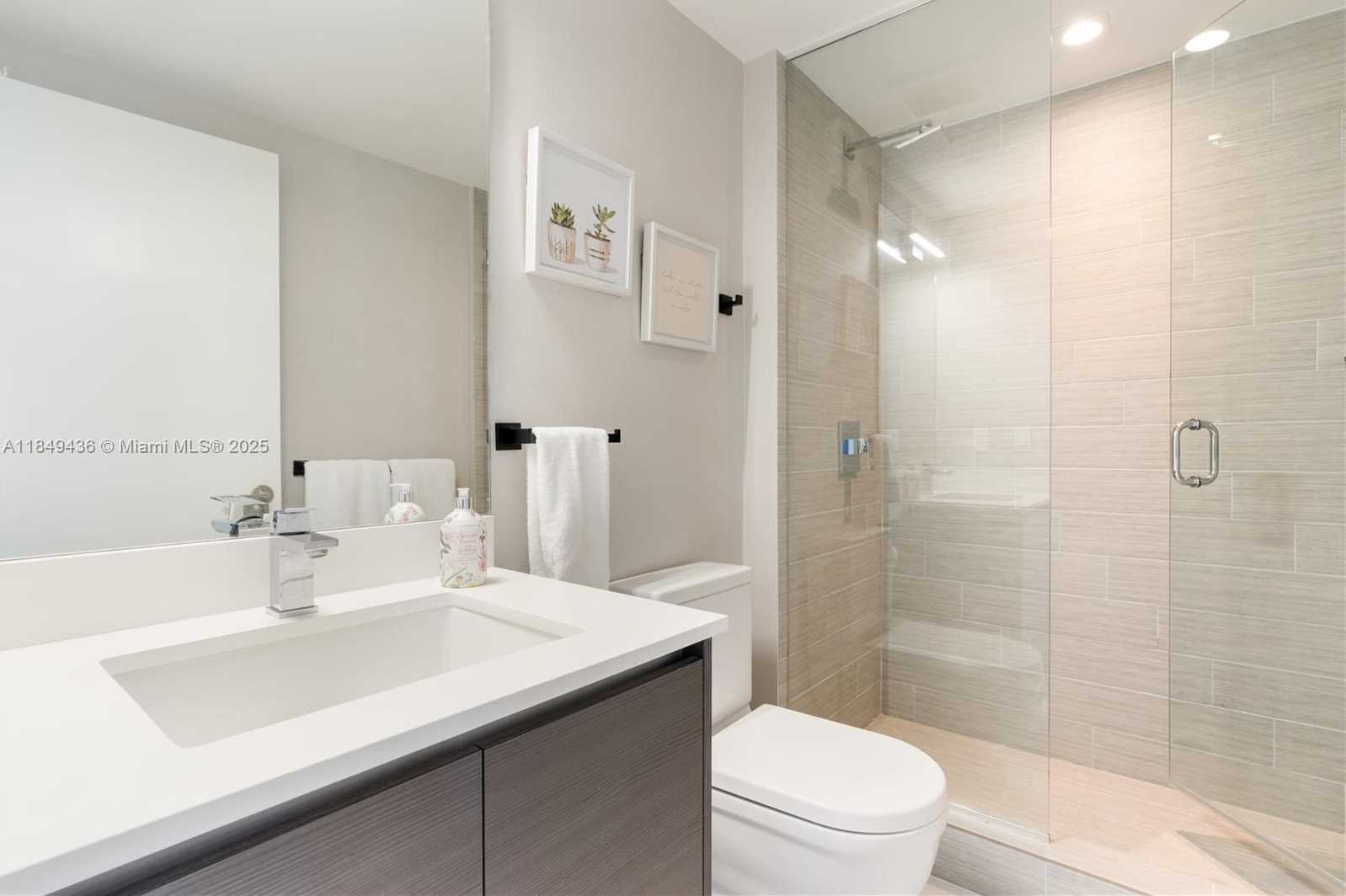 Small Image of 330 SUNNY ISLES BLVD #5-1404, Sunny Isles Beach Number 26