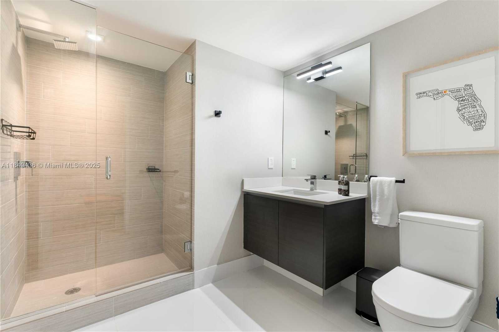 Small Image of 330 SUNNY ISLES BLVD #5-1404, Sunny Isles Beach Number 32