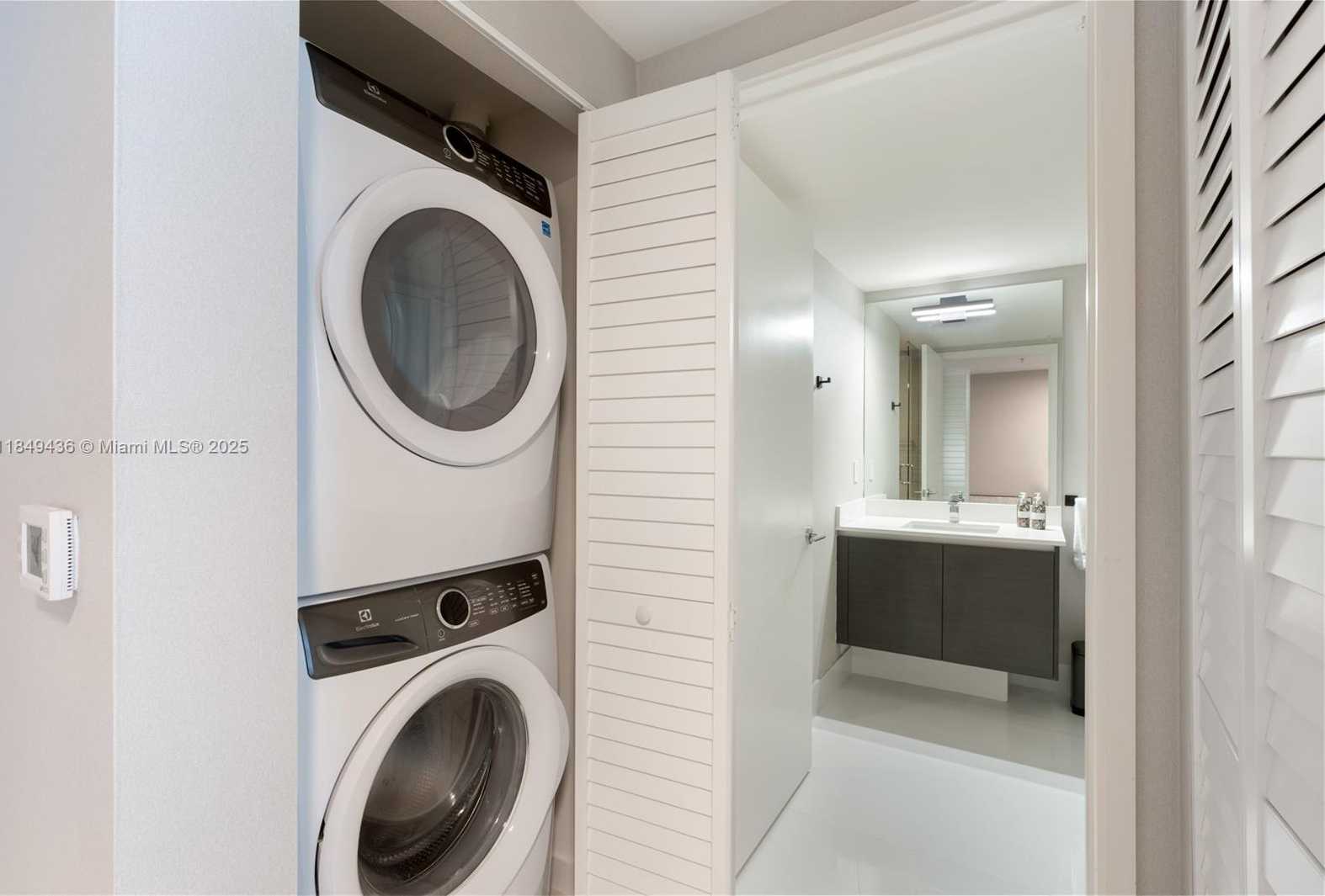 Small Image of 330 SUNNY ISLES BLVD #5-1404, Sunny Isles Beach Number 34