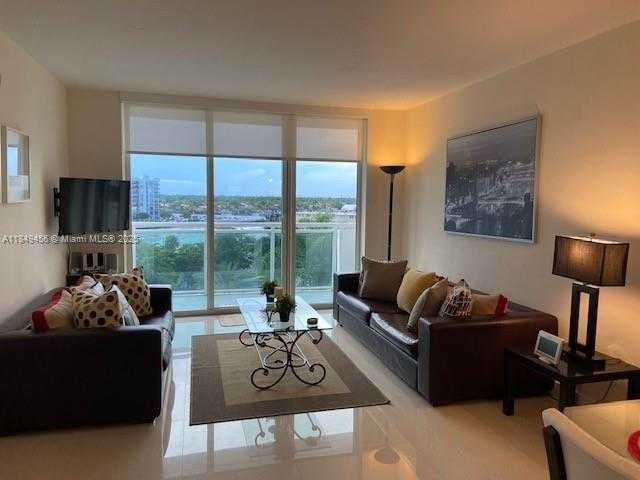 Small Image of 3001 SOUTH OCEAN DR #629, Hollywood Number 4