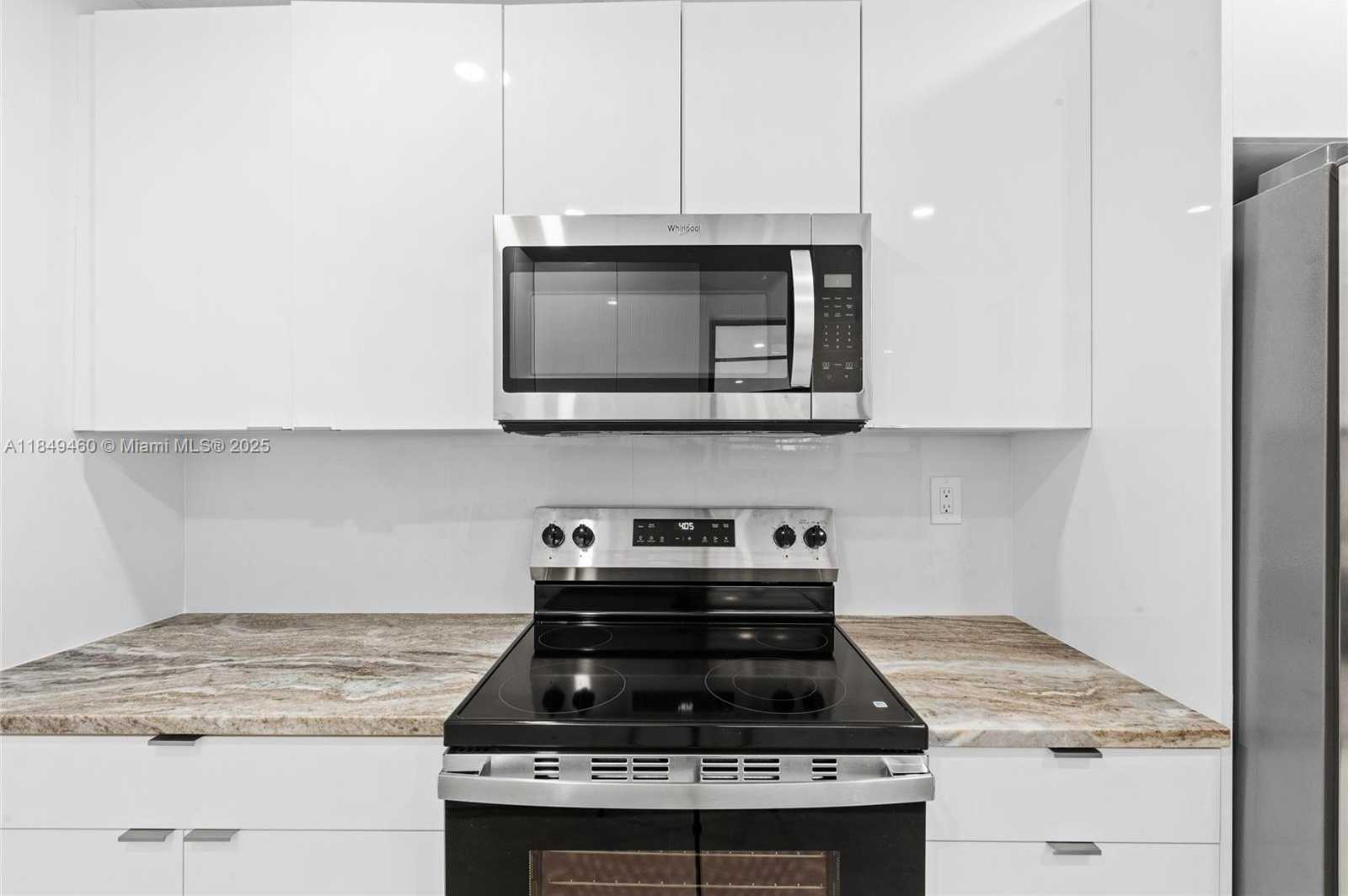 Small Image of 5402 SOUTH WEST 138TH PL, Miami Number 14