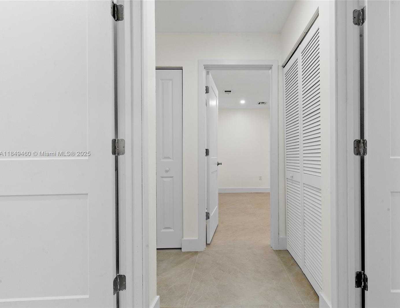 Small Image of 5402 SOUTH WEST 138TH PL, Miami Number 20