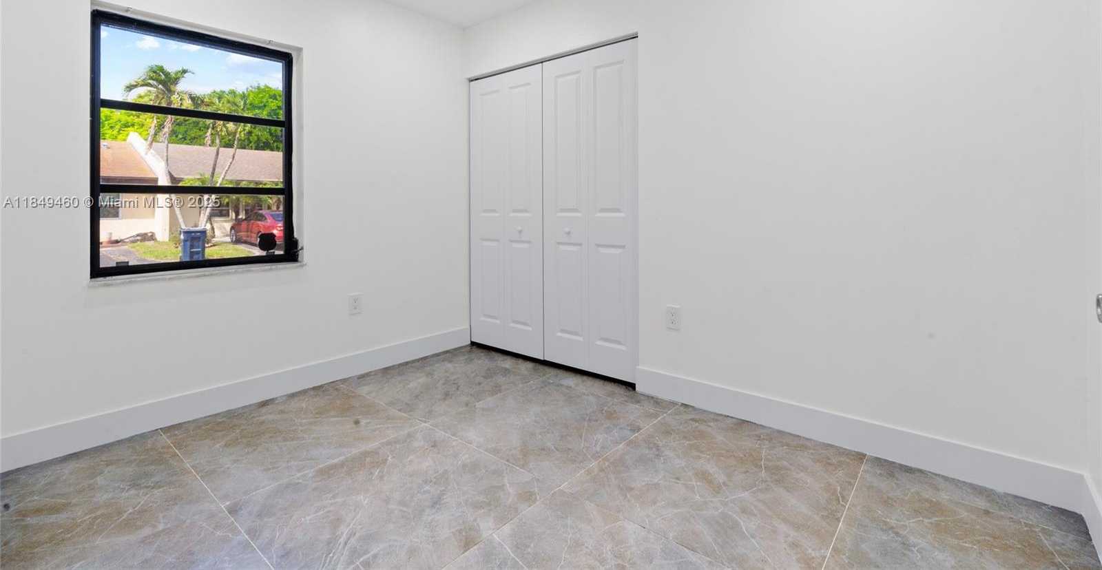 Small Image of 5402 SOUTH WEST 138TH PL, Miami Number 24
