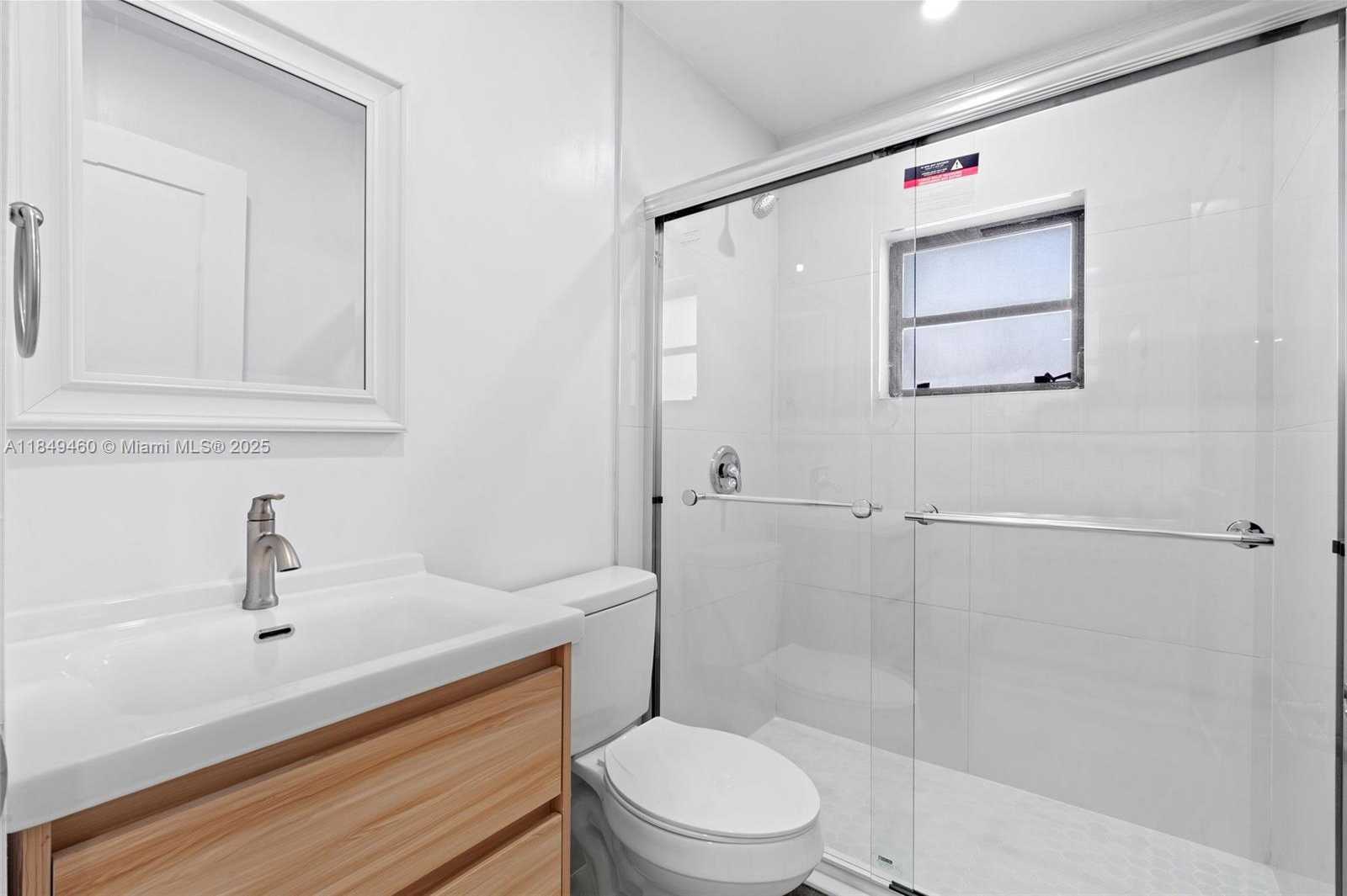 Small Image of 5402 SOUTH WEST 138TH PL, Miami Number 25