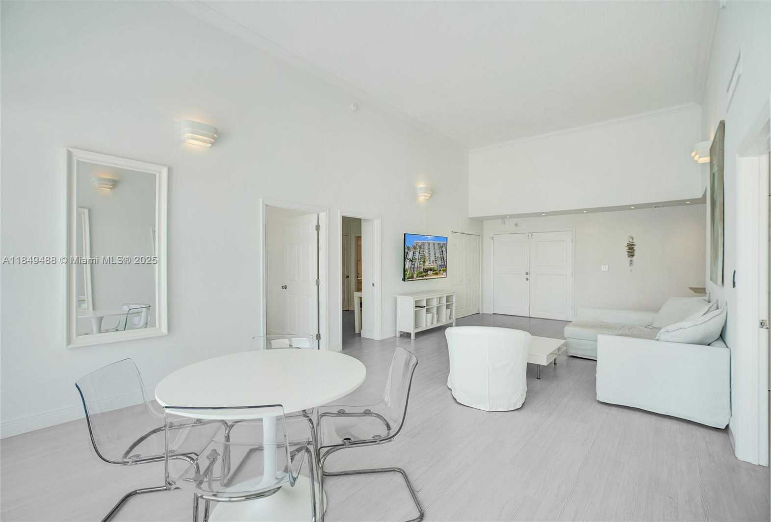 Small Image of 6770 INDIAN CREEK DR #T-O, Miami Beach Number 13