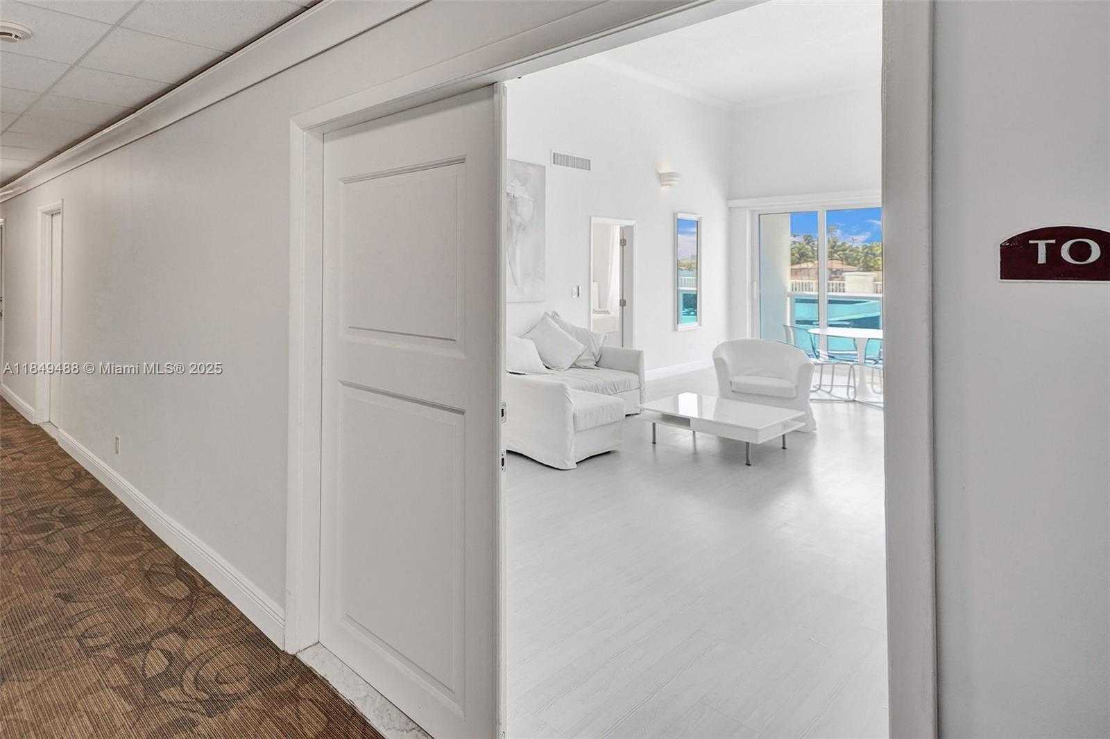 Small Image of 6770 INDIAN CREEK DR #T-O, Miami Beach Number 37