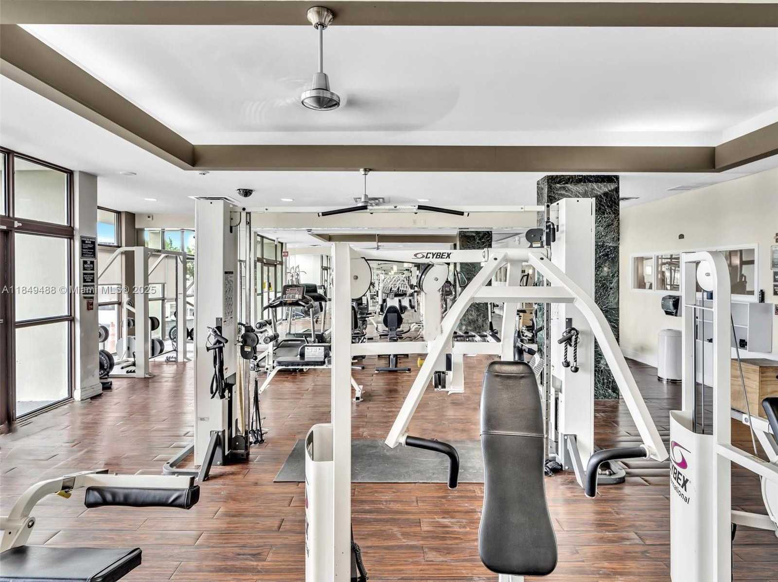 Small Image of 6770 INDIAN CREEK DR #T-O, Miami Beach Number 47