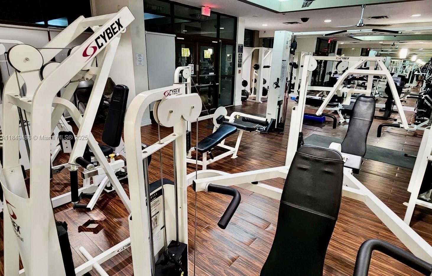 Small Image of 6770 INDIAN CREEK DR #T-O, Miami Beach Number 48