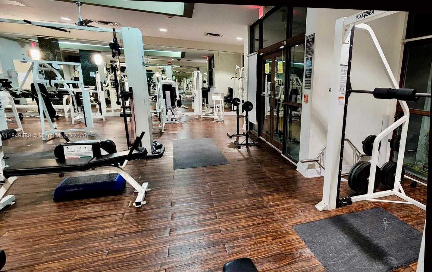 Small Image of 6770 INDIAN CREEK DR #T-O, Miami Beach Number 50