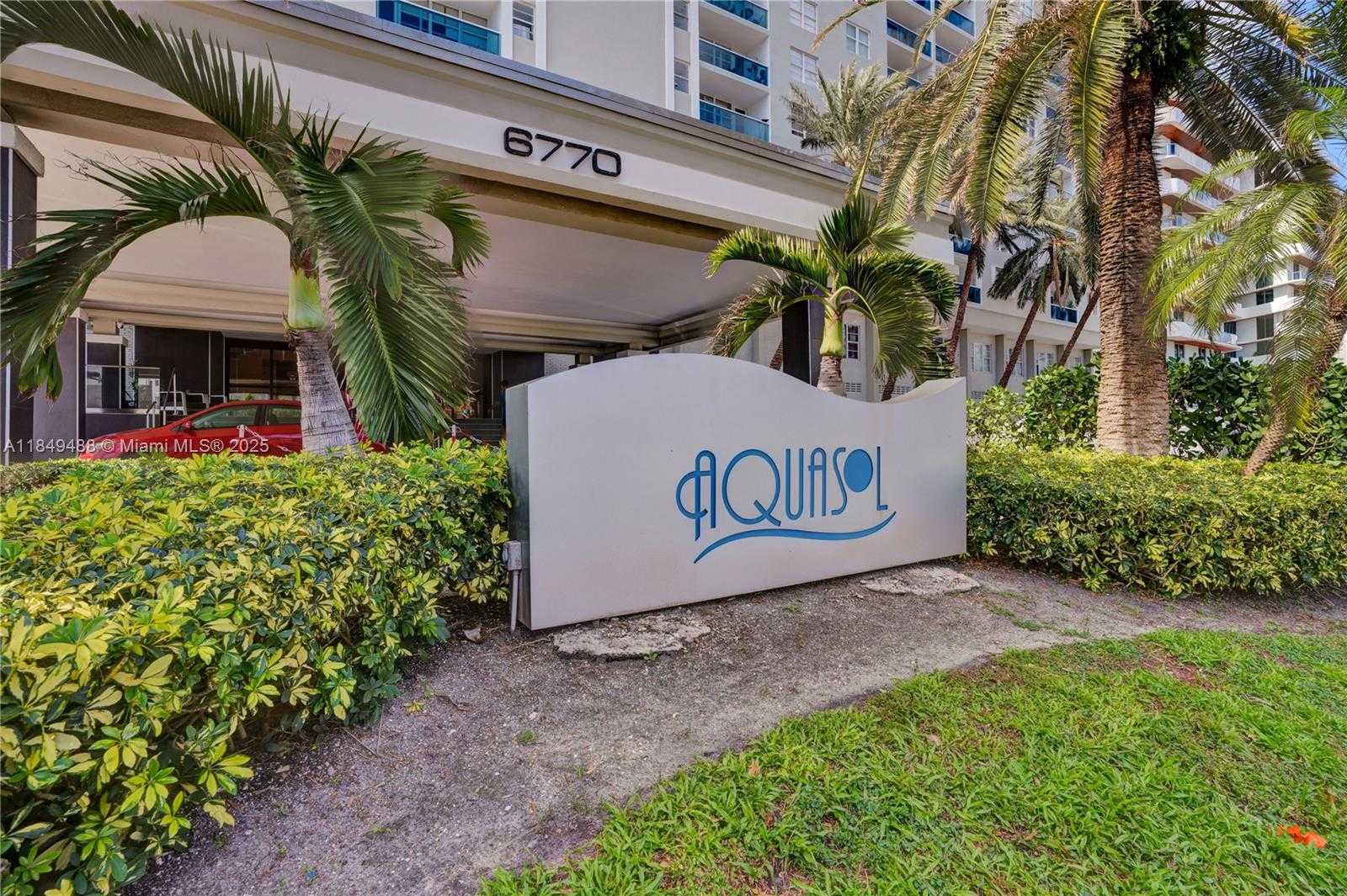 Small Image of 6770 INDIAN CREEK DR #T-O, Miami Beach Number 59