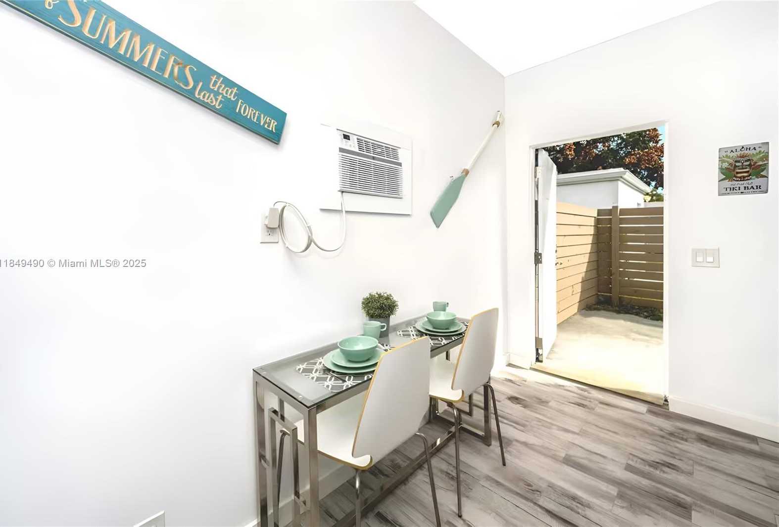 Small Image of 1626 FLETCHER ST #4, Hollywood Number 6