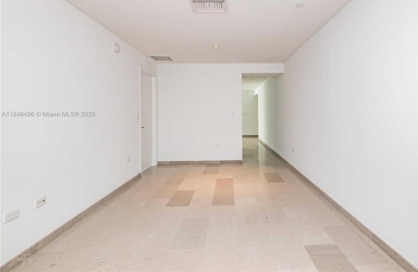 Small Image of 88 SOUTH WEST 7TH ST #806, Miami Number 22