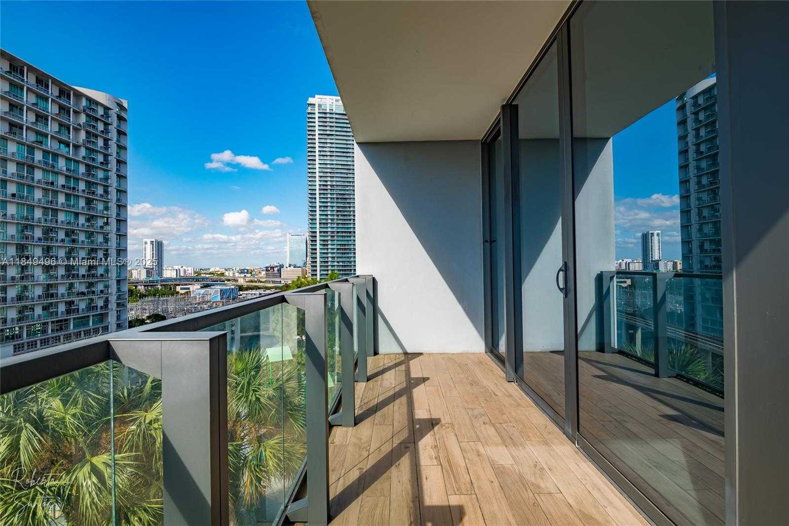Small Image of 88 SOUTH WEST 7TH ST #806, Miami Number 4