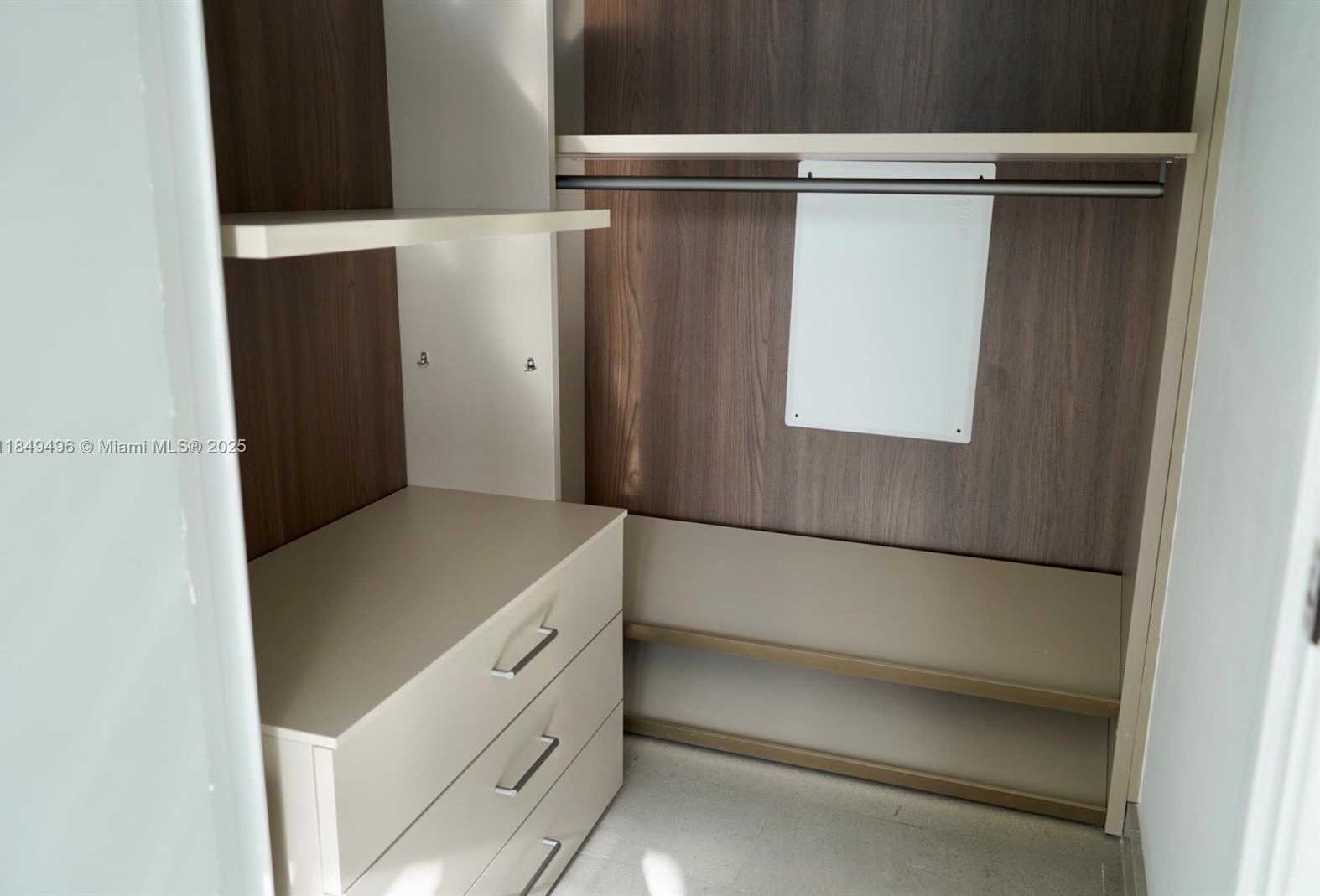 Small Image of 88 SOUTH WEST 7TH ST #806, Miami Number 54