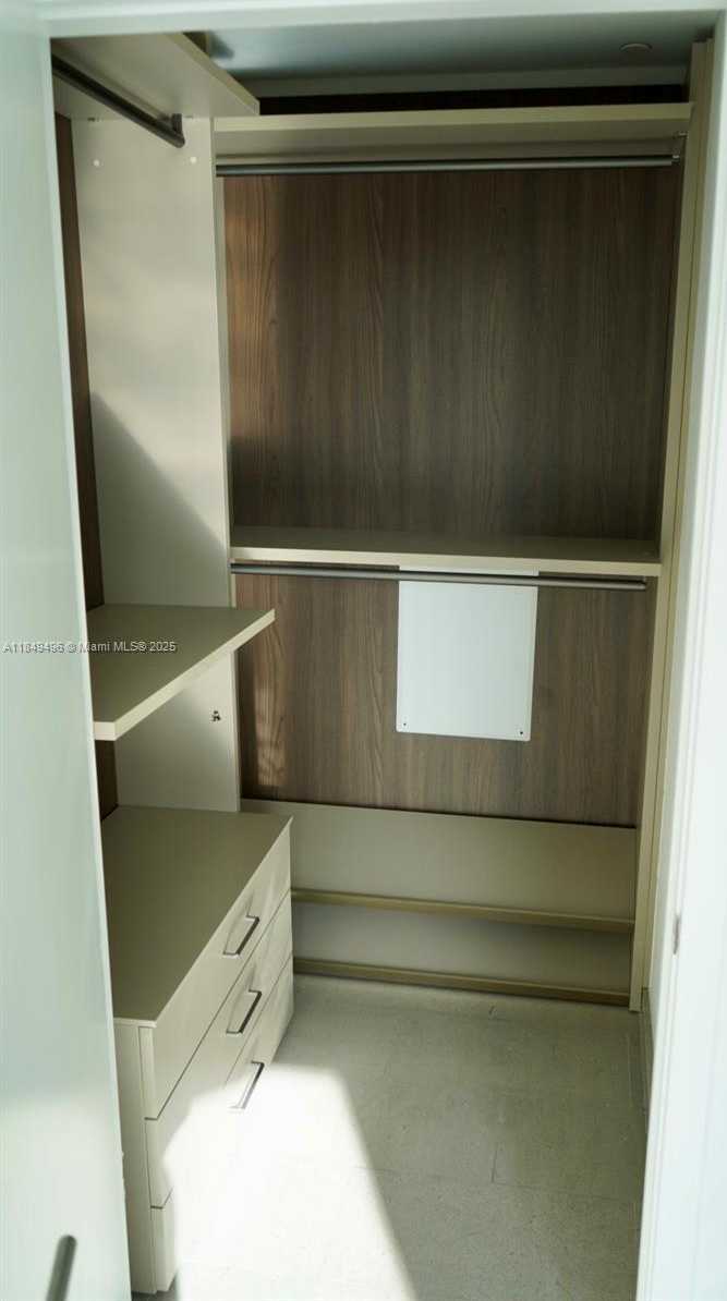 Small Image of 88 SOUTH WEST 7TH ST #806, Miami Number 55
