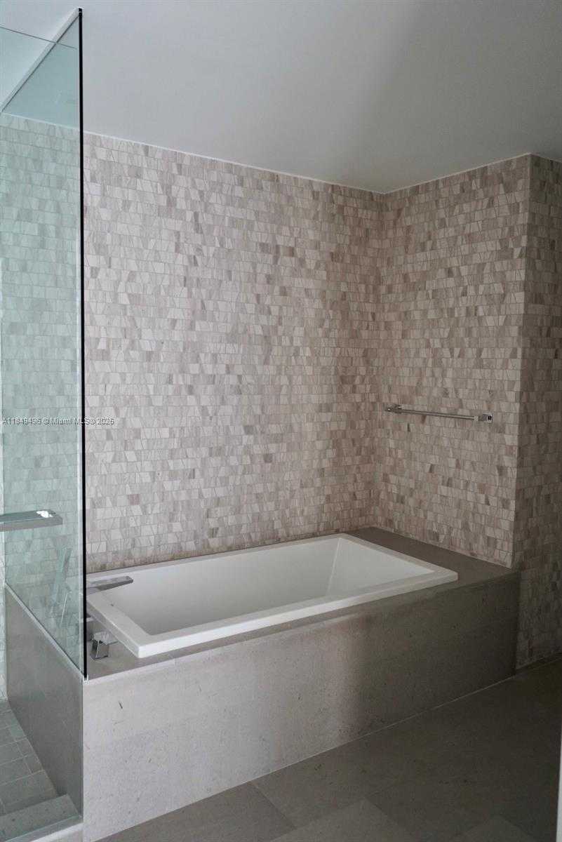 Small Image of 88 SOUTH WEST 7TH ST #806, Miami Number 56
