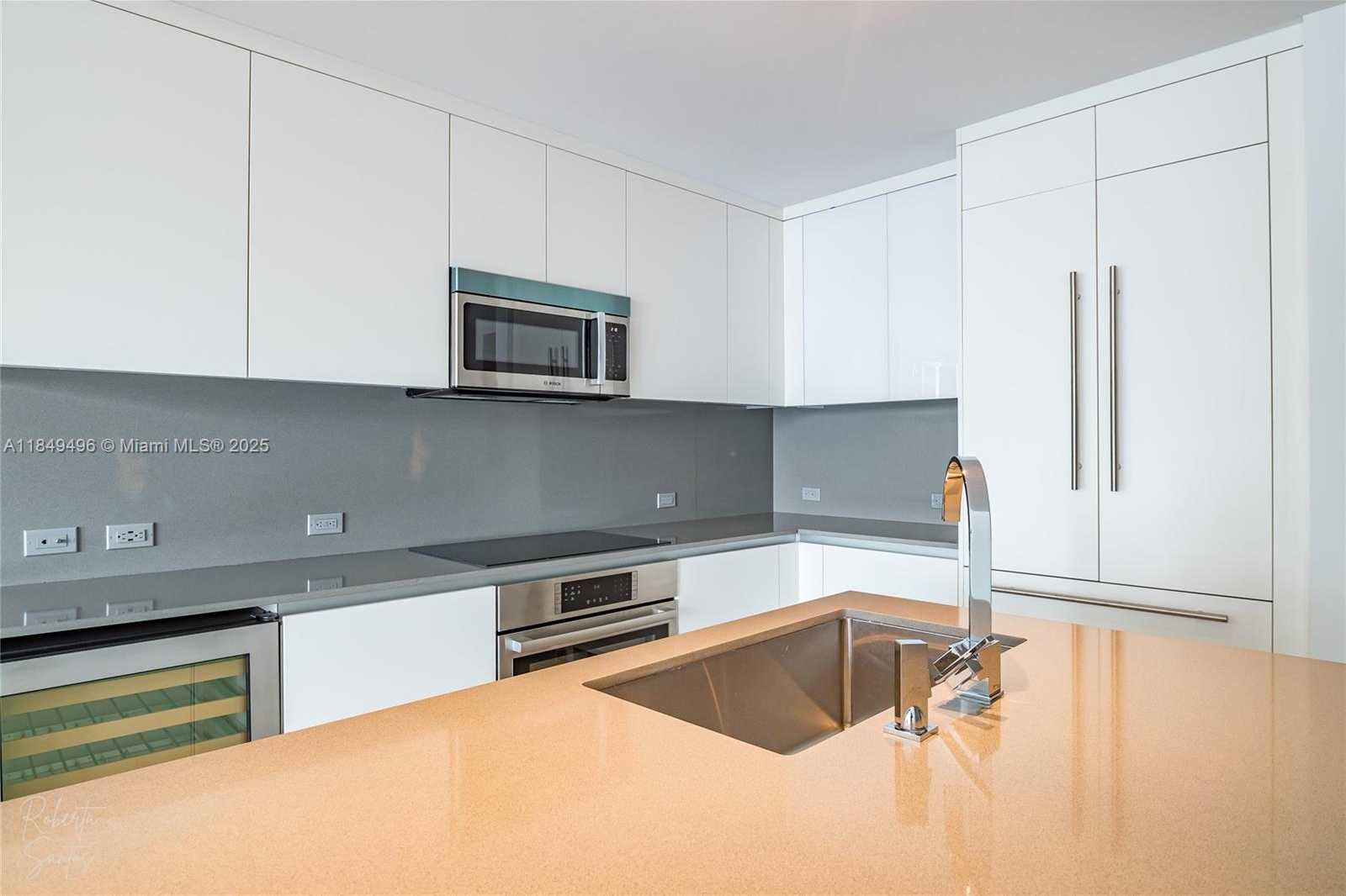 Small Image of 88 SOUTH WEST 7TH ST #806, Miami Number 7