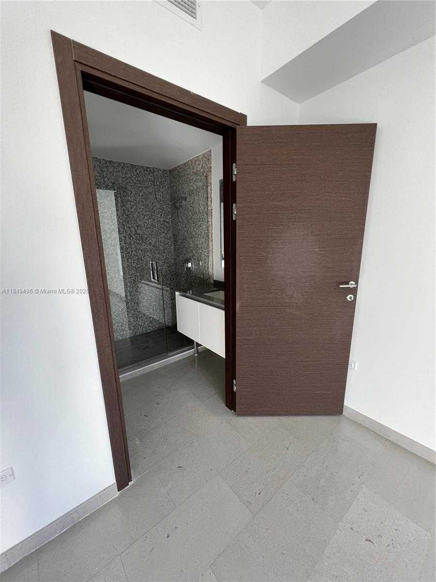Small Image of 88 SOUTH WEST 7TH ST #806, Miami Number 71