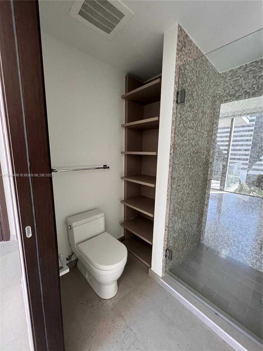 Small Image of 88 SOUTH WEST 7TH ST #806, Miami Number 72