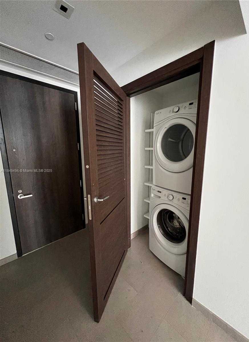Small Image of 88 SOUTH WEST 7TH ST #806, Miami Number 80