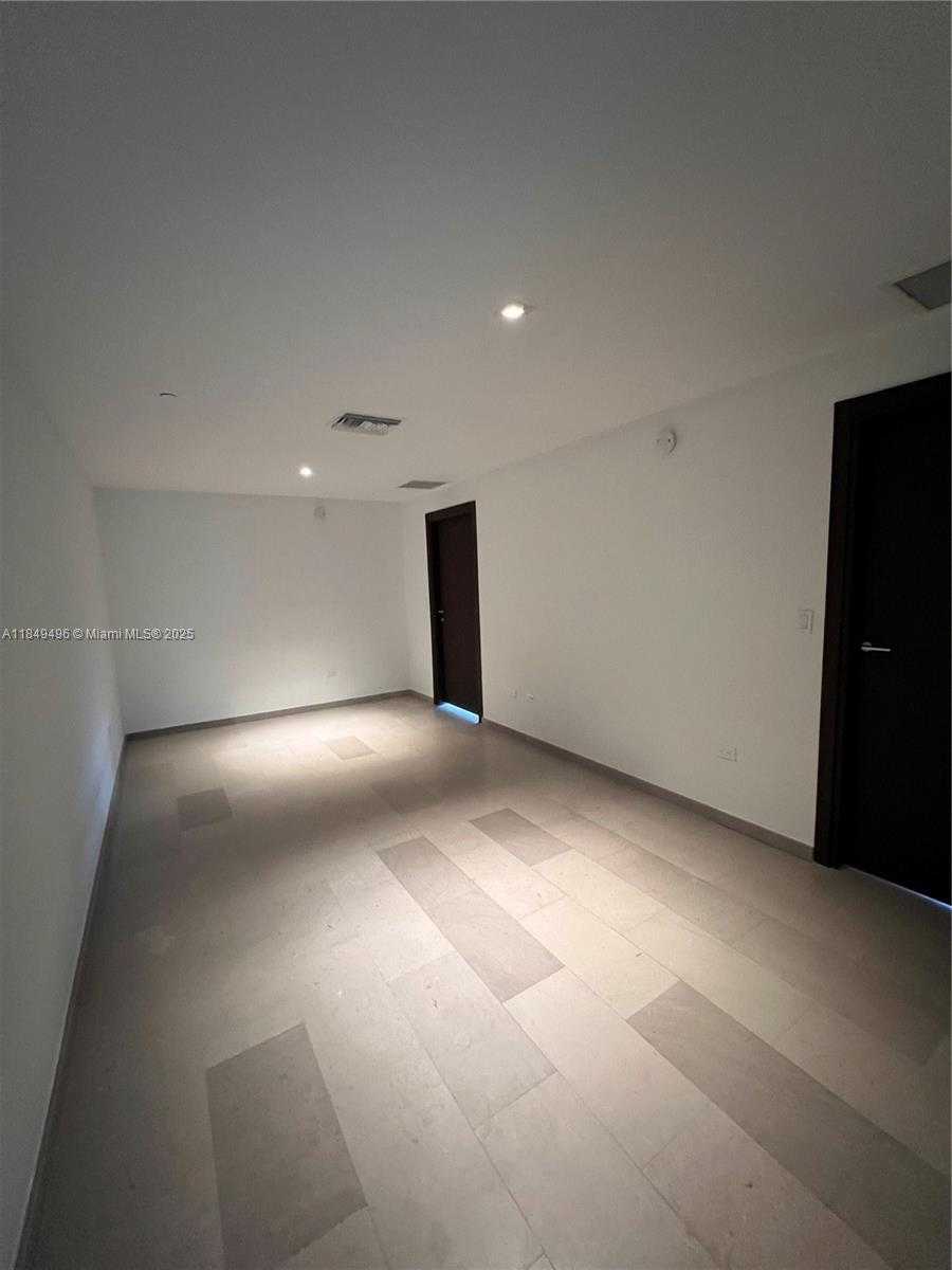Small Image of 88 SOUTH WEST 7TH ST #806, Miami Number 81