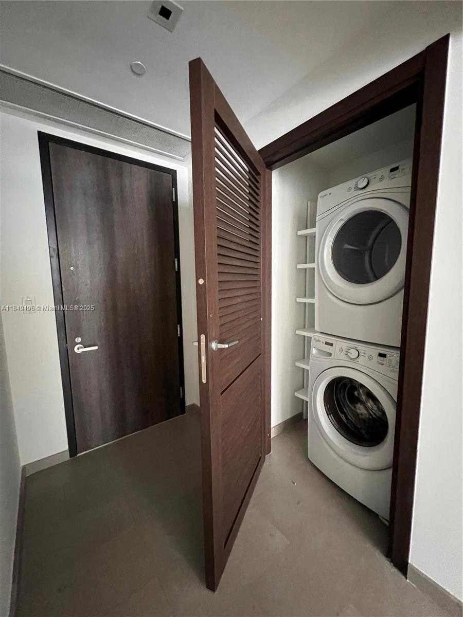 Small Image of 88 SOUTH WEST 7TH ST #806, Miami Number 85