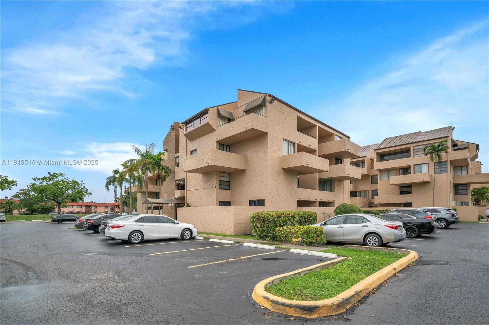 Small Image of 10400 SOUTH WEST 108TH AVE #A305, Miami Number 24