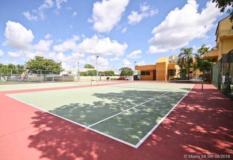 Small Image of 10400 SOUTH WEST 108TH AVE #A305, Miami Number 3
