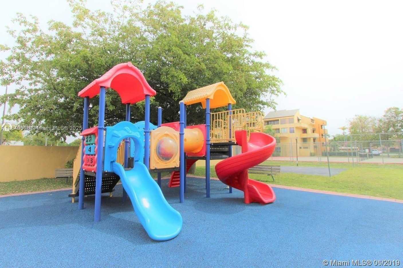 Small Image of 10400 SOUTH WEST 108TH AVE #A305, Miami Number 5