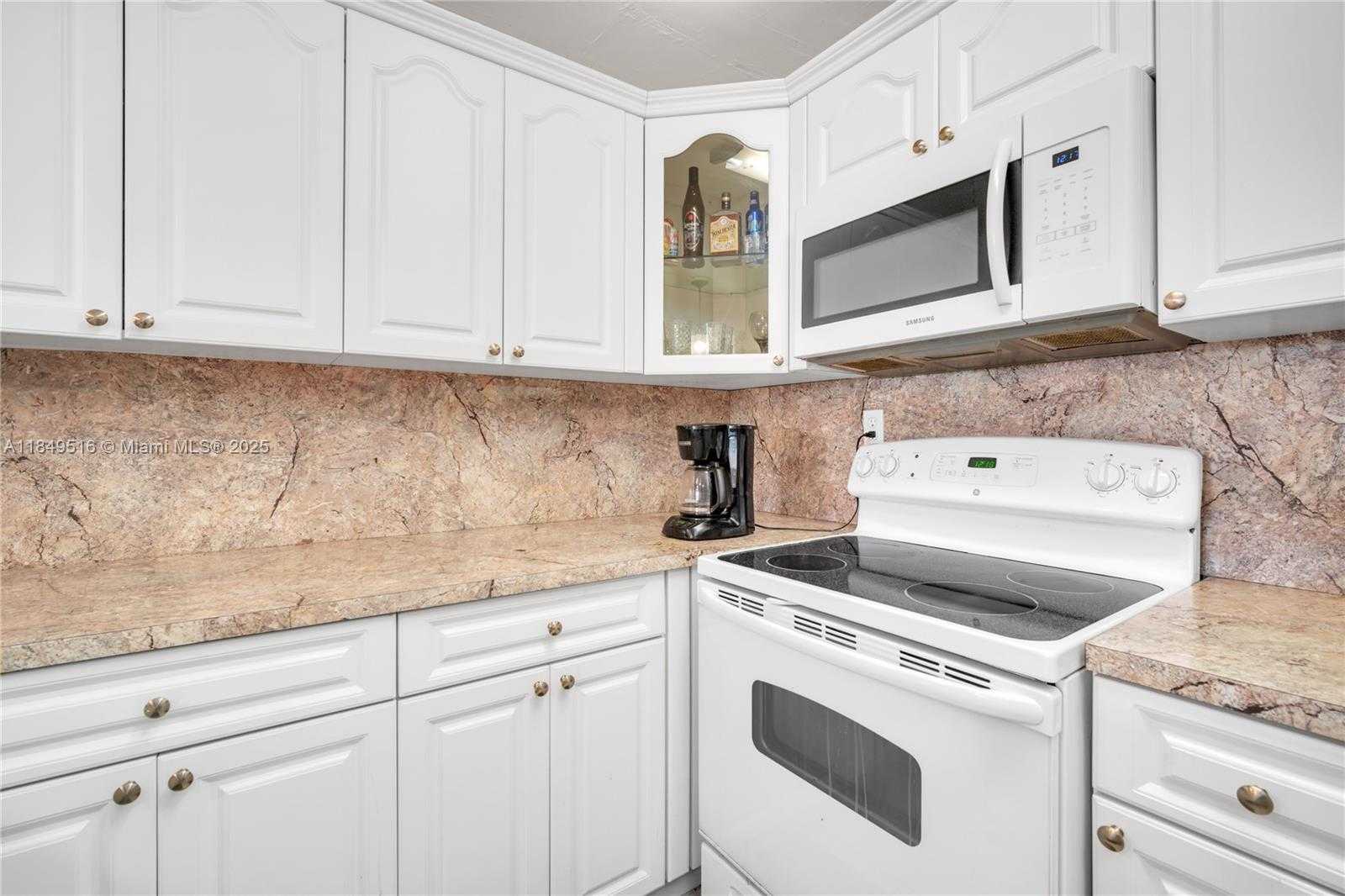 Small Image of 10400 SOUTH WEST 108TH AVE #A305, Miami Number 8