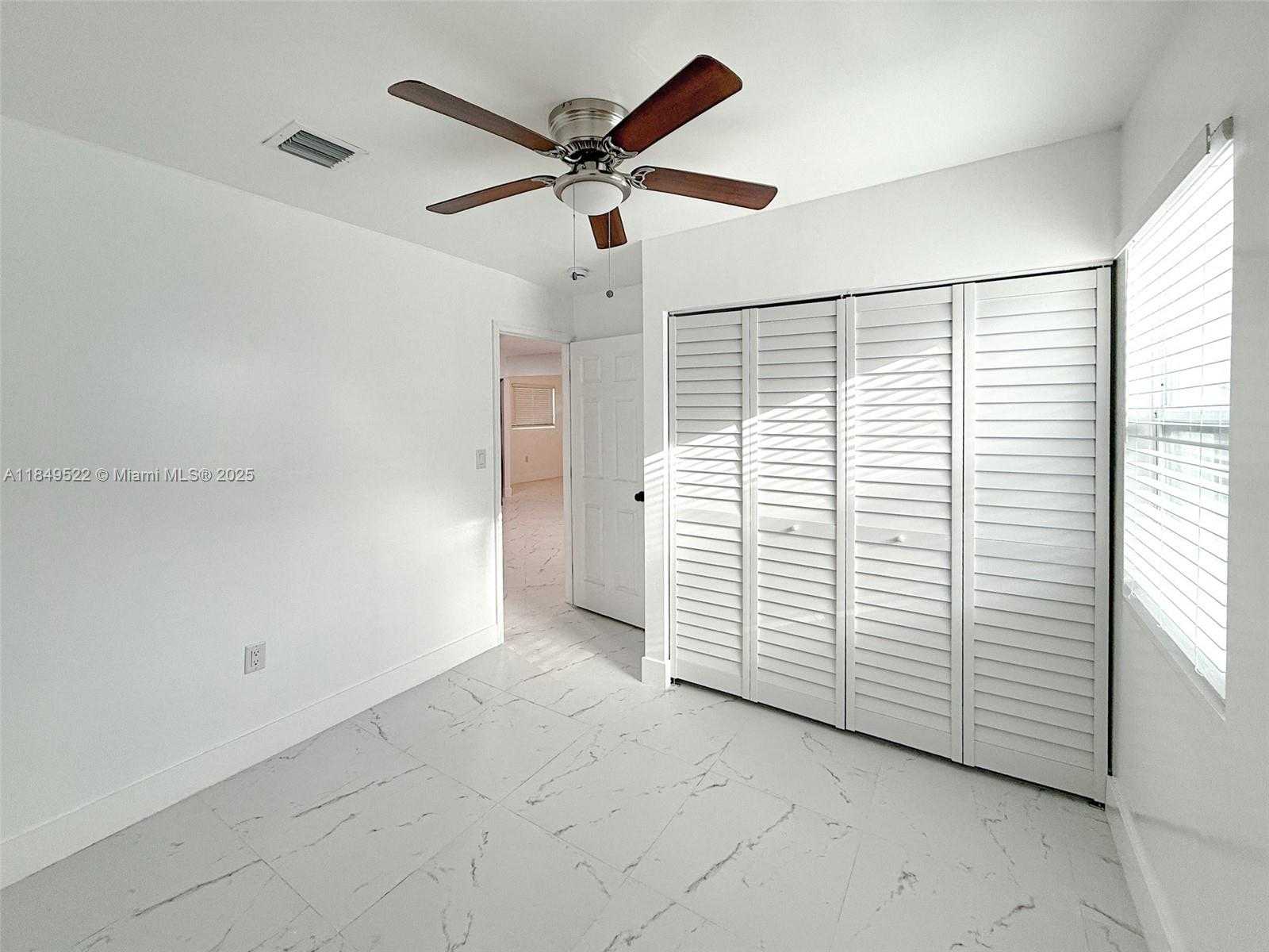 Small Image of 1064 NORTH WEST 29TH TER, Miami Number 25