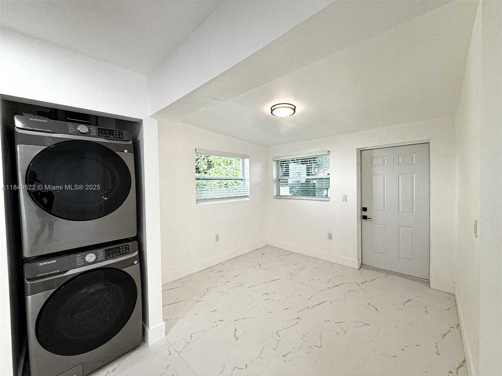 Small Image of 1064 NORTH WEST 29TH TER, Miami Number 7