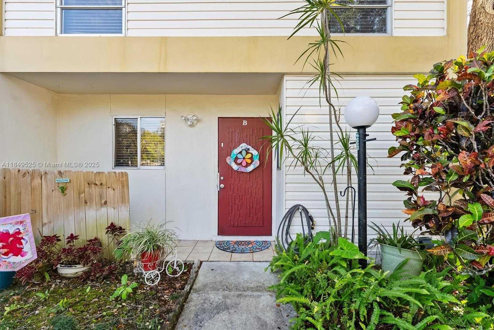 Small Image of 3300 ATLANTA ST #15B, Hollywood Number 2