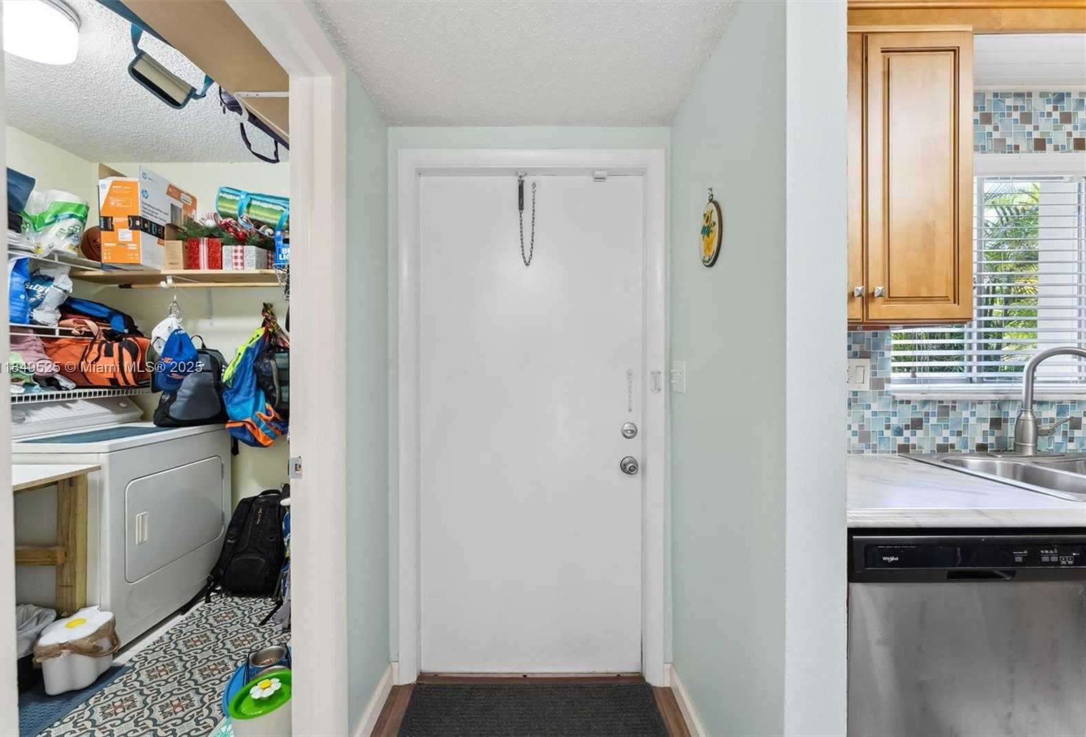 Small Image of 3300 ATLANTA ST #15B, Hollywood Number 7