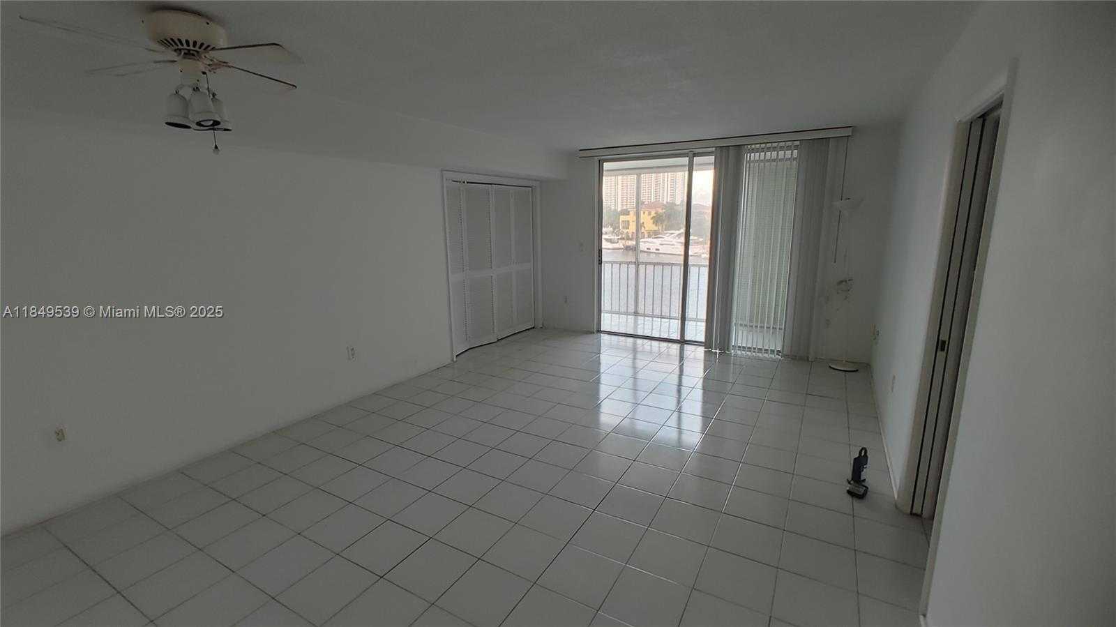 Small Image of 3030 MARCOS DR #T409, Aventura Number 10