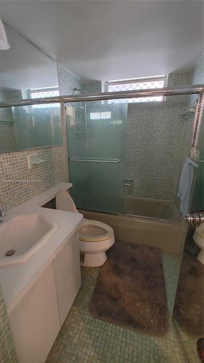 Small Image of 3030 MARCOS DR #T409, Aventura Number 14