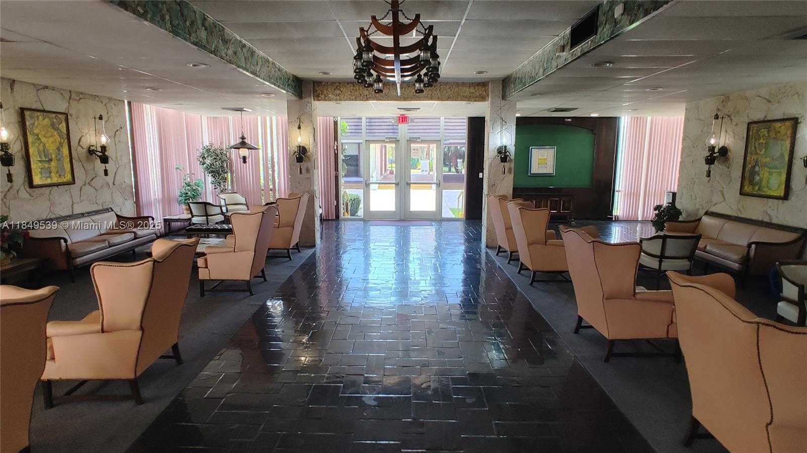 Small Image of 3030 MARCOS DR #T409, Aventura Number 3
