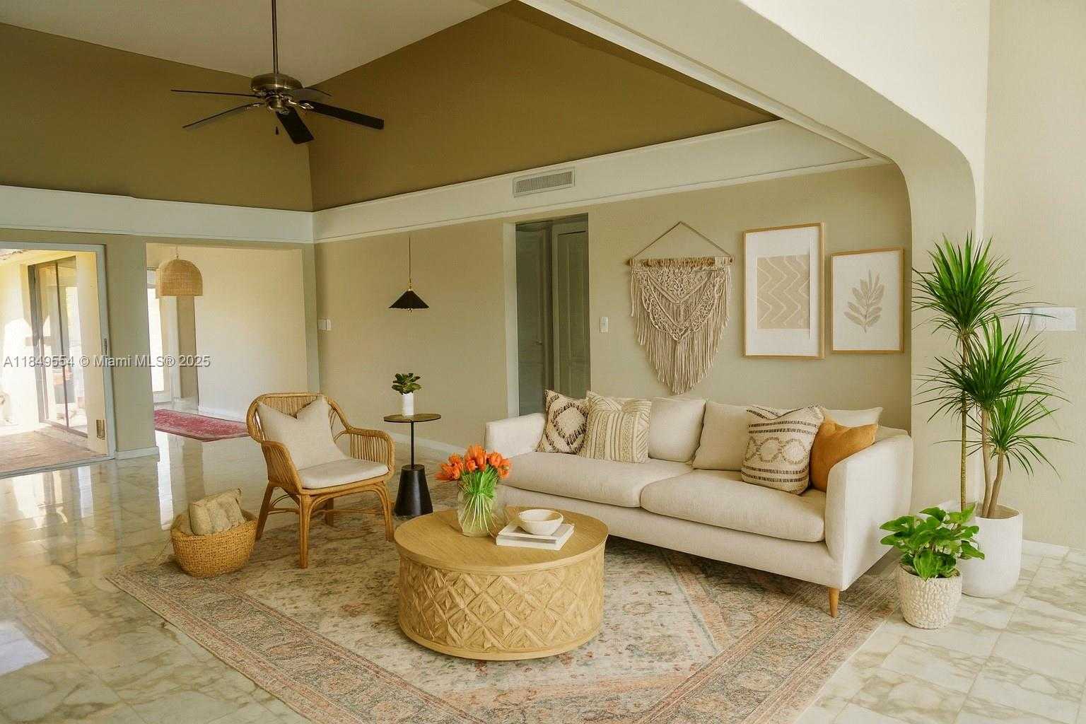 Small Image of 4511 KING PALM DR, Tamarac Number 11