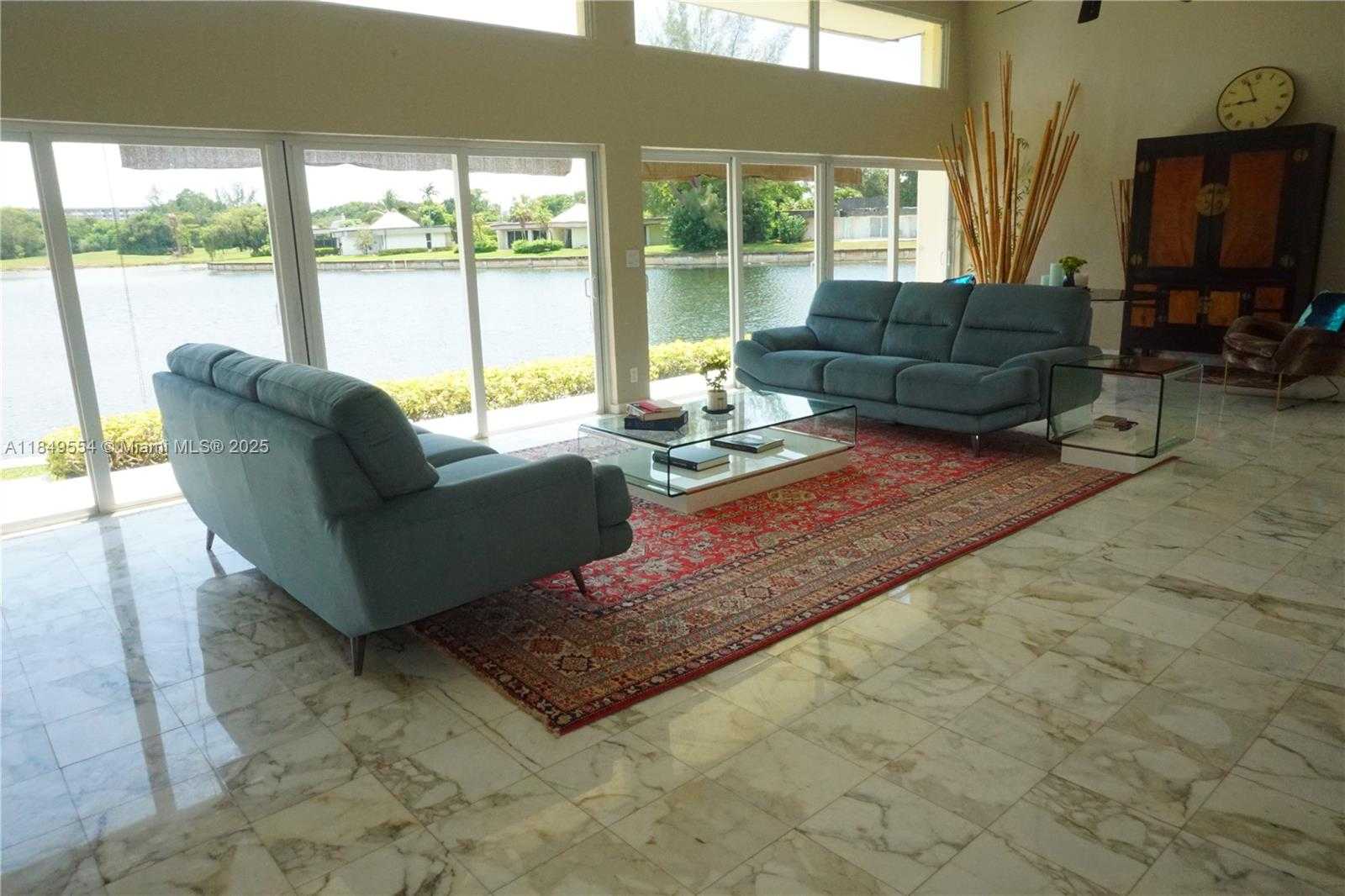 Small Image of 4511 KING PALM DR, Tamarac Number 12