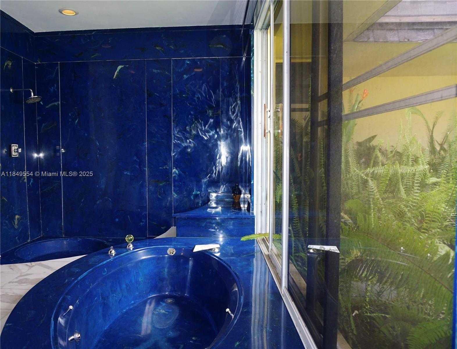 Small Image of 4511 KING PALM DR, Tamarac Number 29