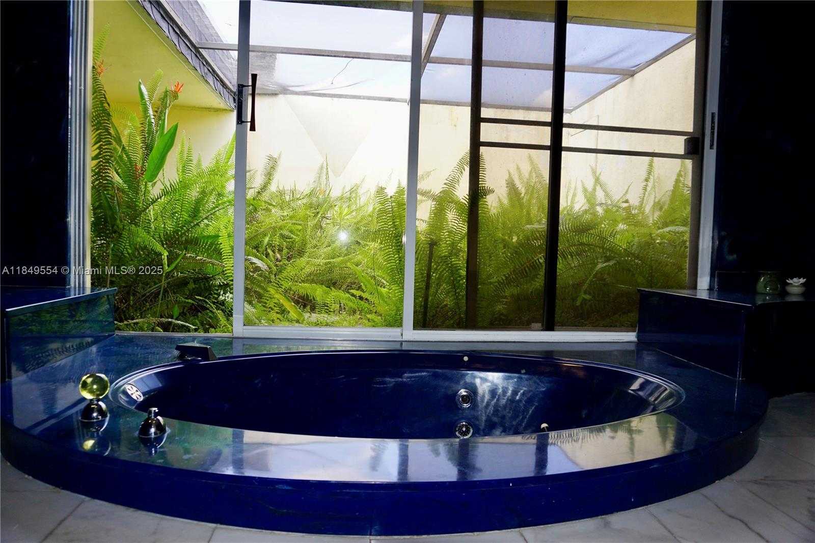 Small Image of 4511 KING PALM DR, Tamarac Number 30