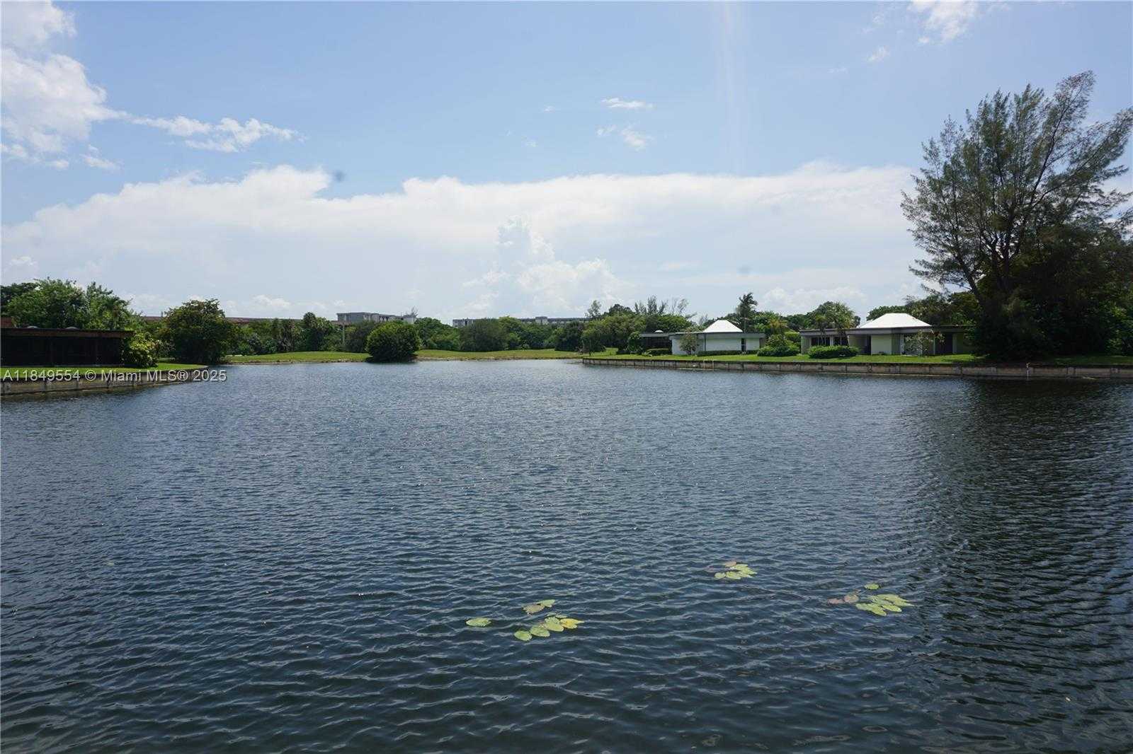 Small Image of 4511 KING PALM DR, Tamarac Number 39