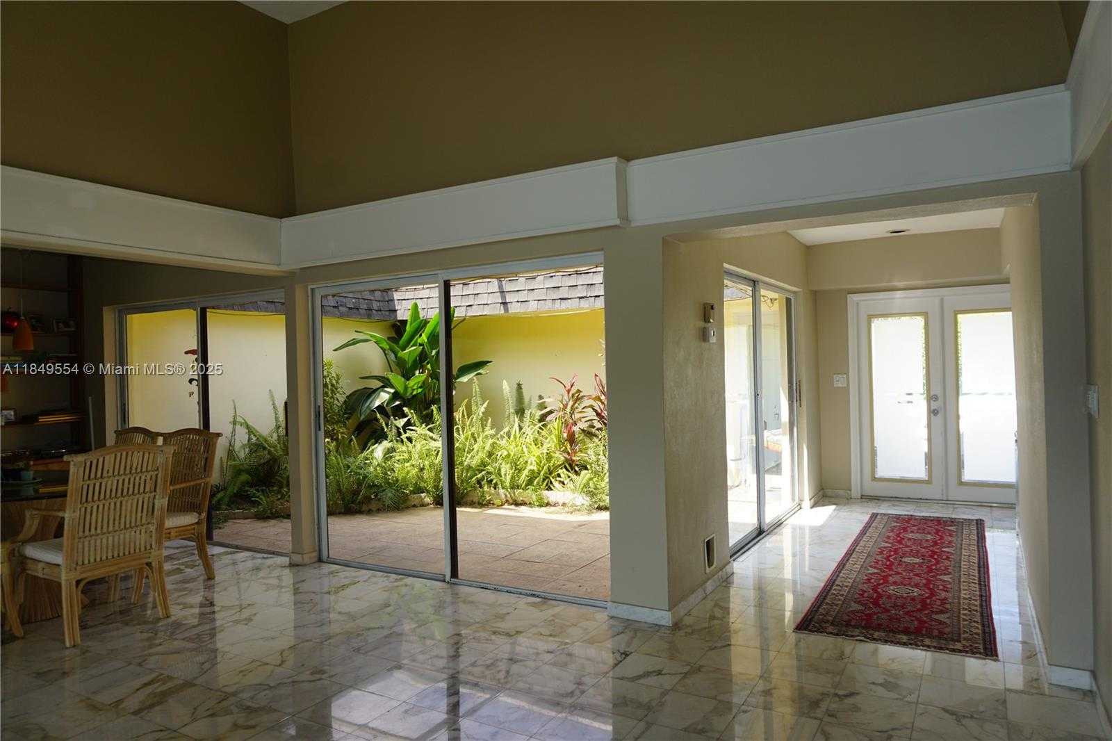 Small Image of 4511 KING PALM DR, Tamarac Number 9