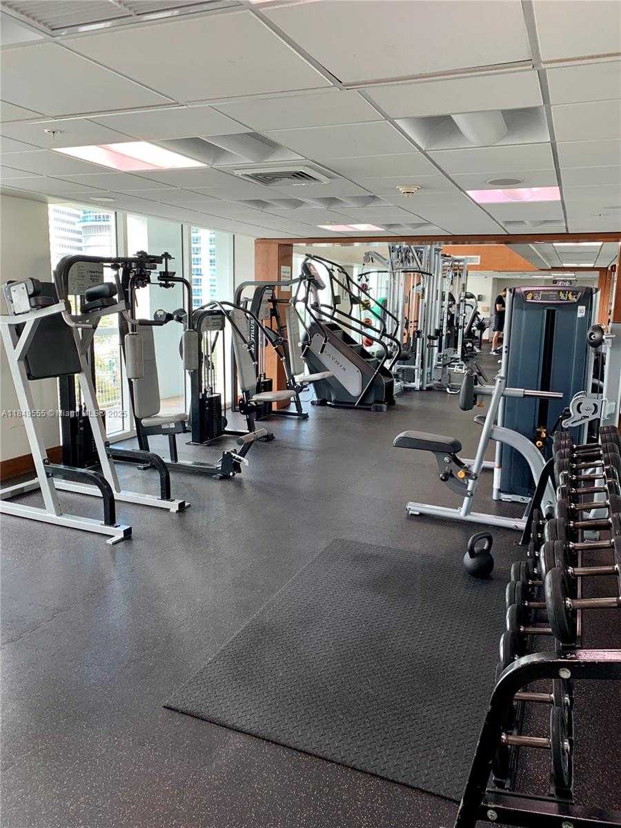 Small Image of 41 SOUTH EAST 5TH ST #1011, Miami Number 14