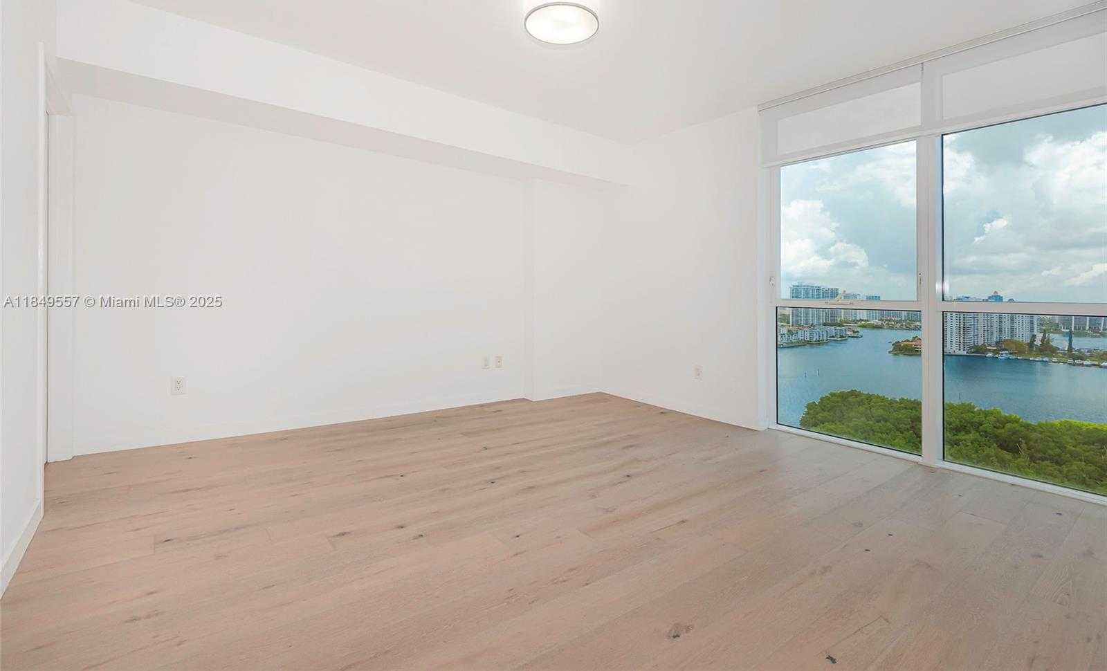 Small Image of 400 SUNNY ISLES BLVD #1819, Sunny Isles Beach Number 16