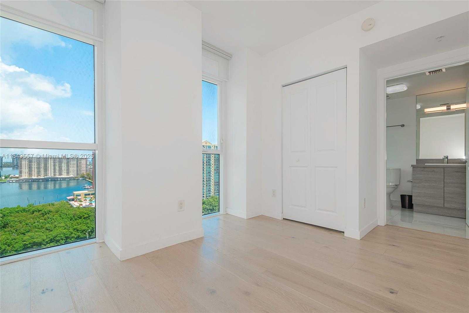 Small Image of 400 SUNNY ISLES BLVD #1819, Sunny Isles Beach Number 23
