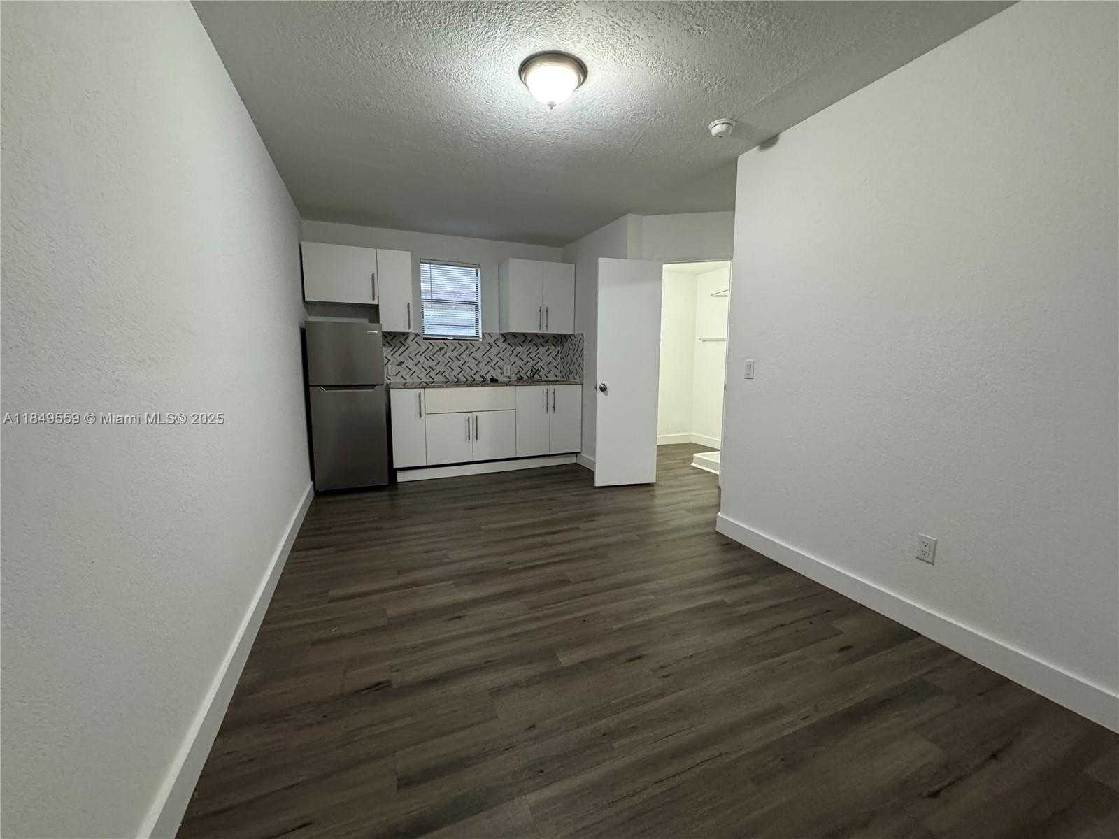 Small Image of 1068 NORTH WEST 5TH ST #C-1, Miami Number 6