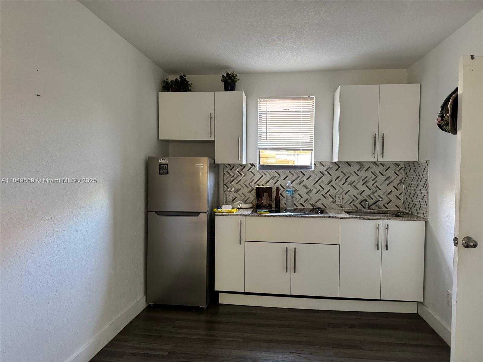 Small Image of 1068 NORTH WEST 5TH ST #C-1, Miami Number 7