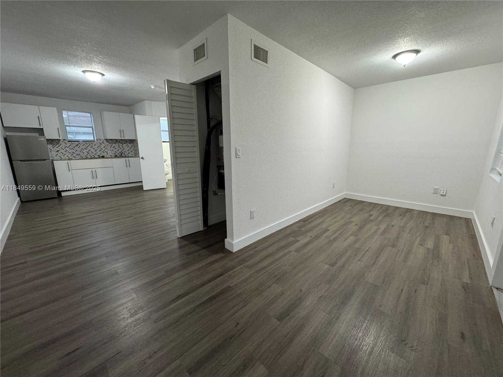 Small Image of 1068 NORTH WEST 5TH ST #C-1, Miami Number 8