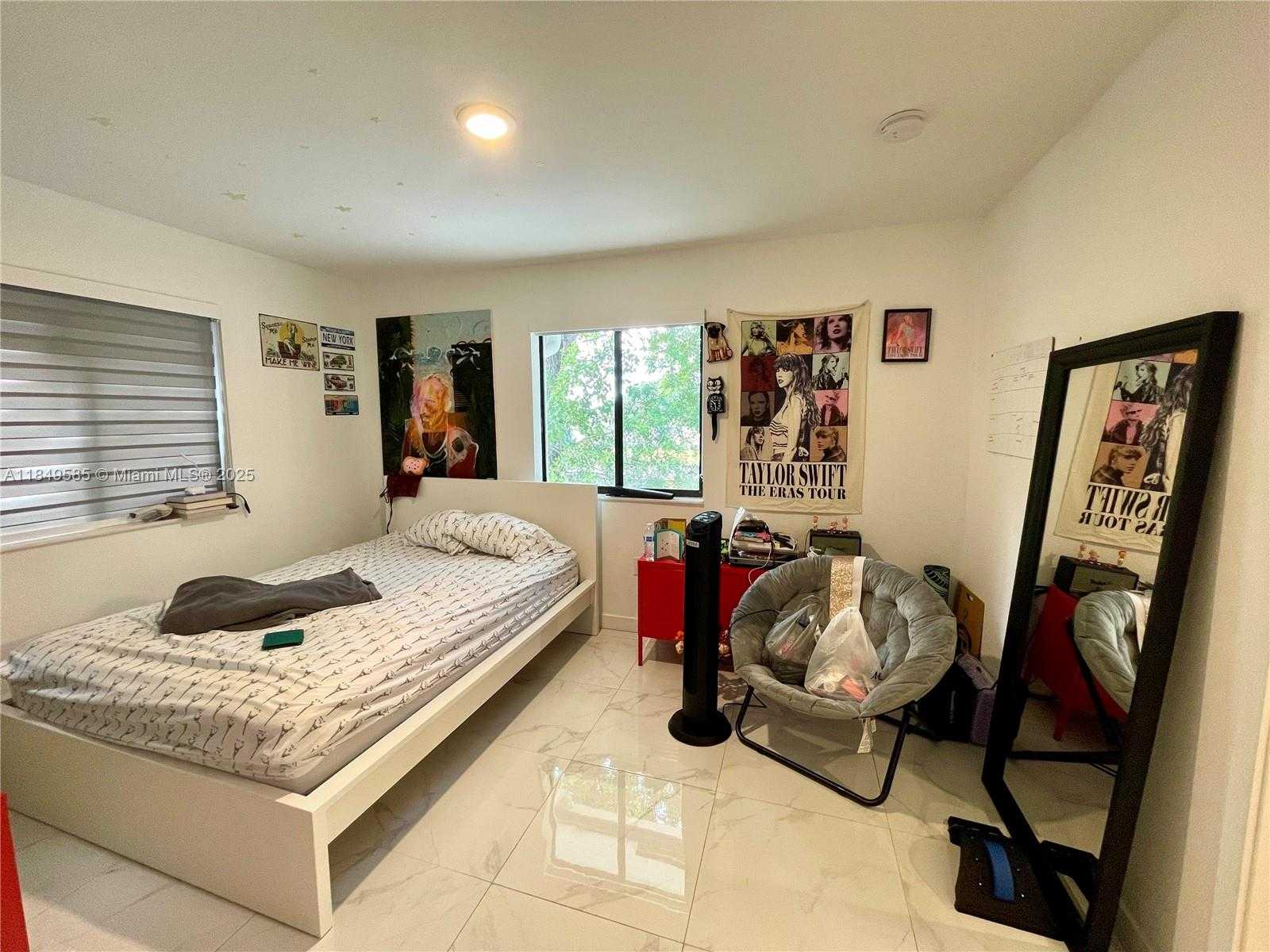 Small Image of 2957 NORTH WEST 45TH ST #2957, Miami Number 5